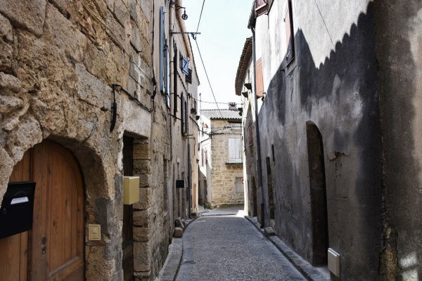 Photo Le Pouget - le Village