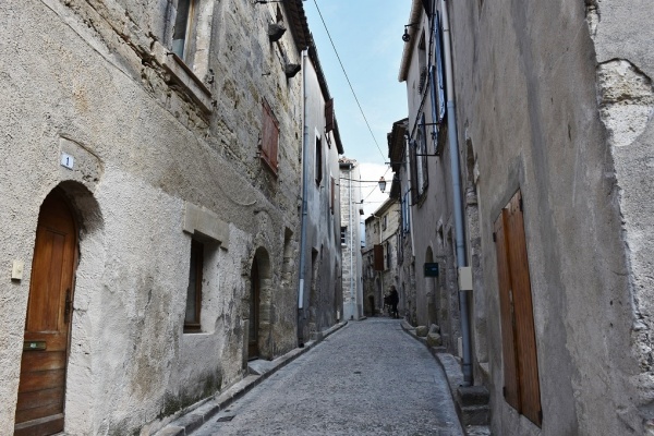 Photo Le Pouget - le Village