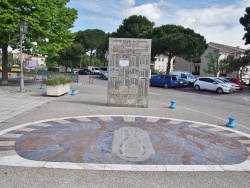 Photo paysage et monuments, Poussan - le cadran solaire