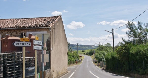 Photo Prades-sur-Vernazobre - la commune