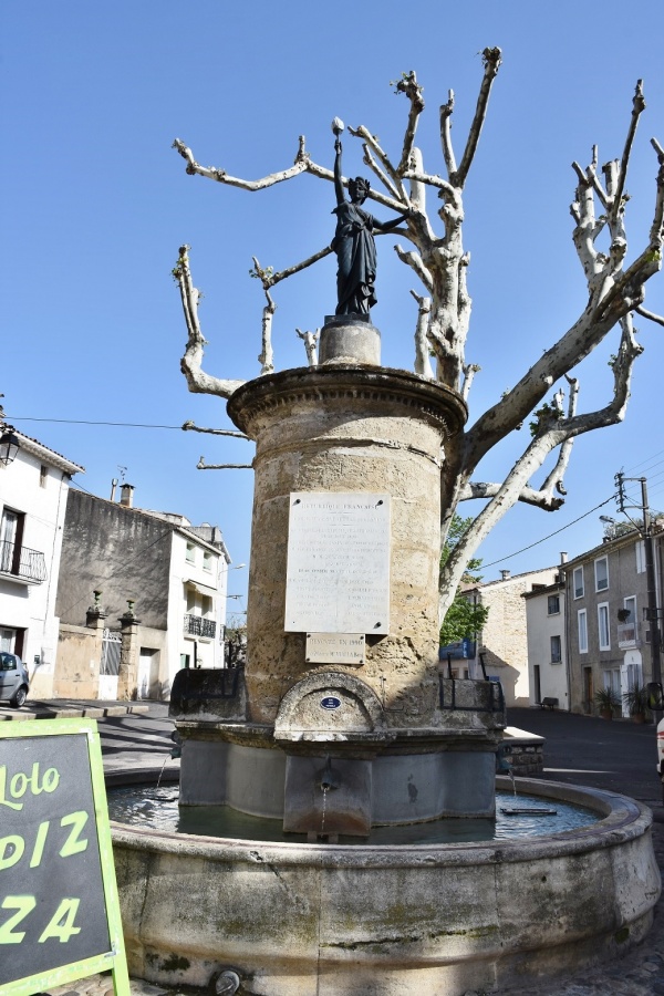 Photo Saint-Bauzille-de-la-Sylve - la Fontaine