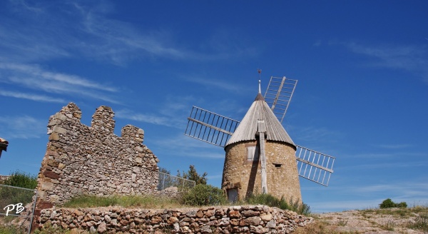 Photo Saint-Chinian - Le Moulin