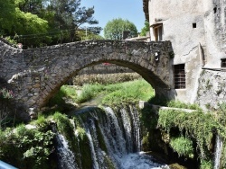 Photo paysage et monuments, Saint-Guilhem-le-Désert - le Pont