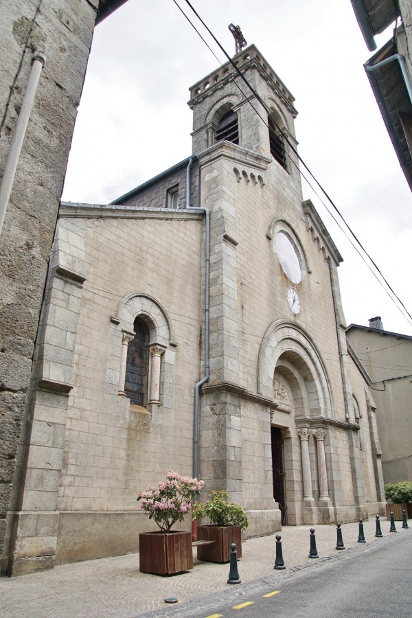 Photo La Salvetat-sur-Agout - église Saint Etienne