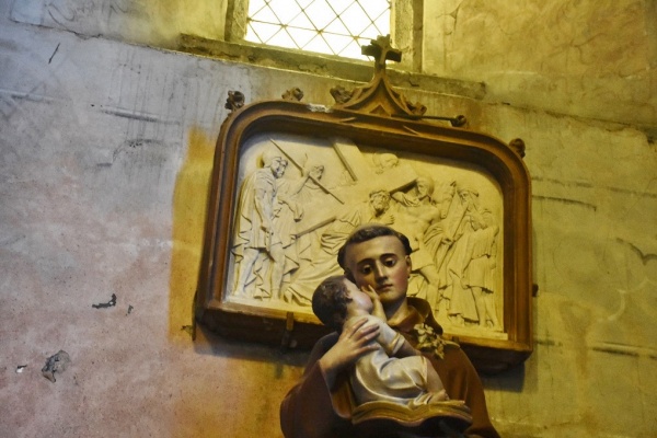 Photo Vias - église Saint Jean Baptiste