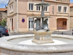 Photo paysage et monuments, Villeneuve-lès-Béziers - la fontaine