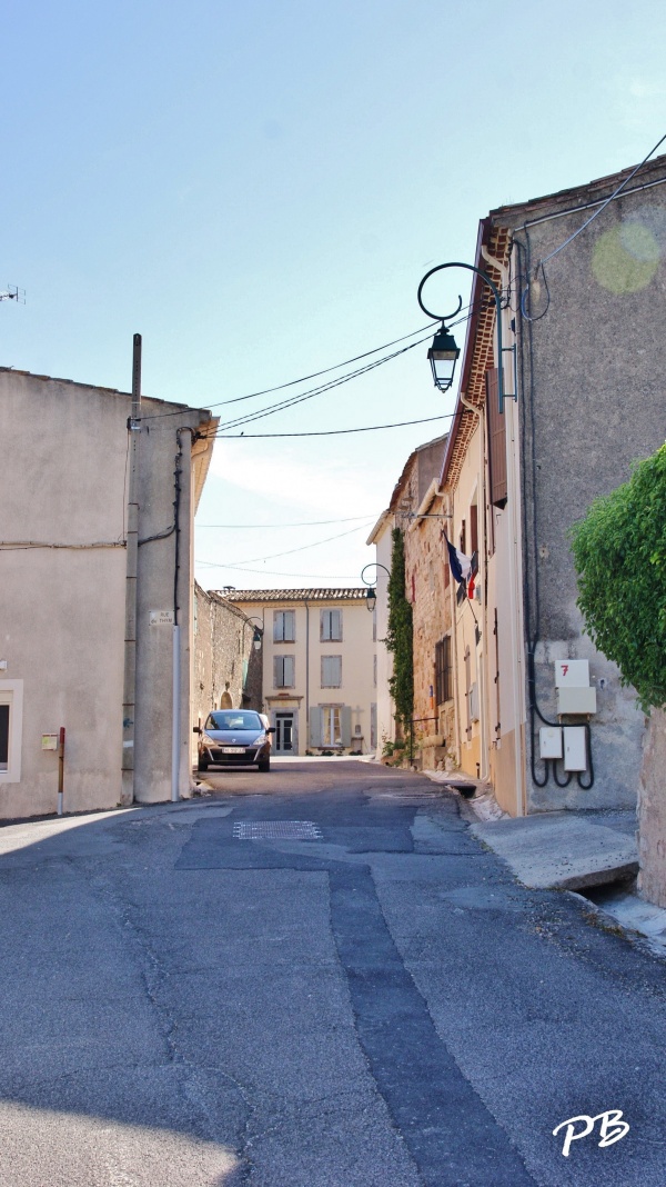 Photo Villespassans - Le Village