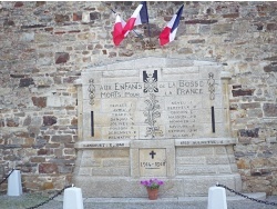 Photo paysage et monuments, La Bosse-de-Bretagne - Monument aux morts