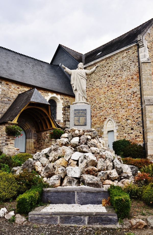 Photo Bruc-sur-Aff - le Monument-aux-Morts