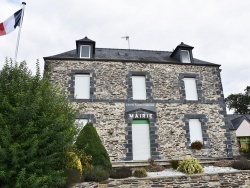 Photo paysage et monuments, Les Brulais - la Mairie