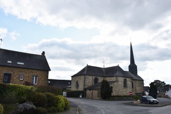 Photo Les Brulais - église Saint Etienne