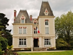 Photo paysage et monuments, Cancale - La Mairie