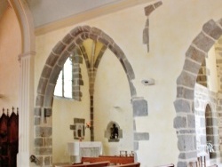 Photo paysage et monuments, Châteauneuf-d'Ille-et-Vilaine - Interieure de L'église