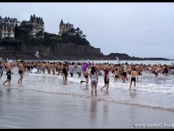 Plage de L'écluse à DINARD le 31 Décembre 2011.
