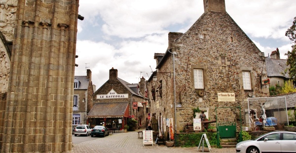 Photo Dol-de-Bretagne - La Commune