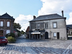 Photo paysage et monuments, Goven - le village