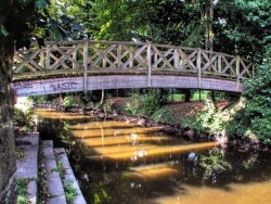 Photo paysage et monuments, Montfort-sur-Meu - Petit pont sur le Garun