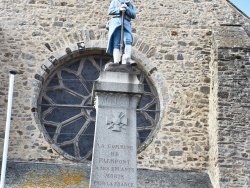 Photo paysage et monuments, Paimpont - le Monument Aux Morts