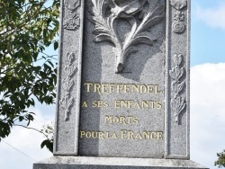 Photo paysage et monuments, Treffendel - le monument aux morts