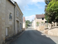 Photo paysage et monuments, Avon-les-Roches - Le Village