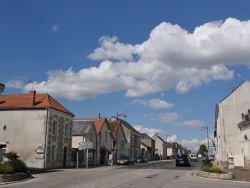 Photo paysage et monuments, La Celle-Saint-Avant - la village