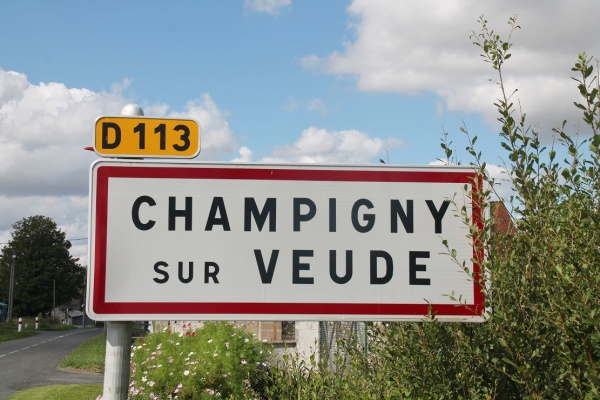 Photo Champigny-sur-Veude - champigny la veude (37120)