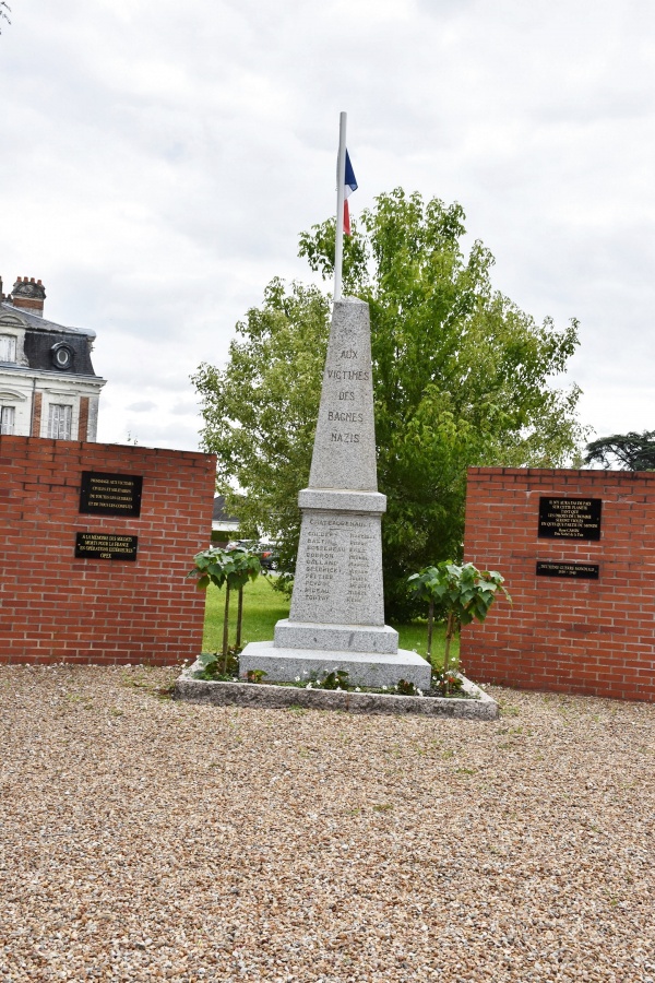 le Monument Aux Morts