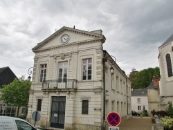 Photo paysage et monuments, Luynes - La Mairie