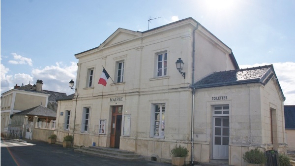 Photo Parçay-sur-Vienne - la mairie