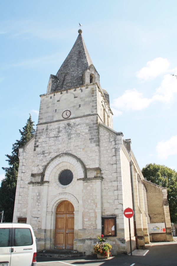 Photo Pouzay - église Notre Dame