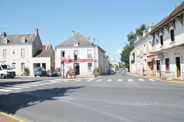 Photo Pouzay - le village