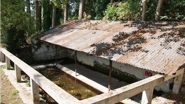 Photo Pouzay - le lavoir