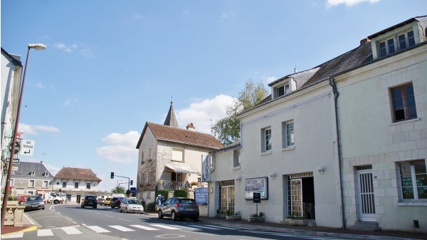 Photo Pouzay - le village