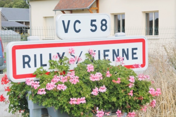 Photo Rilly-sur-Vienne - rilly sur vienne