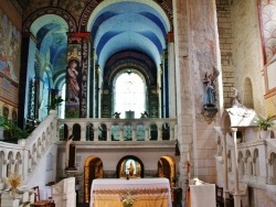 Photo paysage et monuments, Rivière - église Notre-Dame