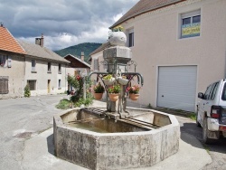 Photo paysage et monuments, Lalley - la Fontaine