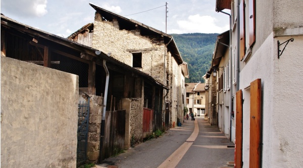 Photo Saint-Pierre-d'Allevard - La Commune