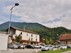 Photo paysage et monuments, Tencin - La Commune