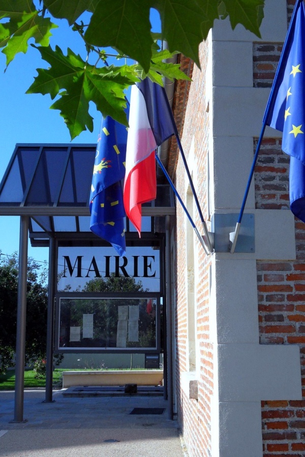 Photo Annoire - Annoire-Jura-mairie.