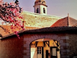 Photo paysage et monuments, Arbois - Arbois-Jura.clocher Notre-Dame.2.