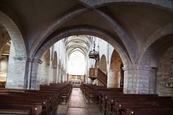 Photo Arbois - église St Just