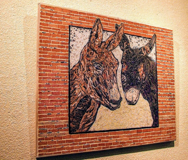 Photo Asnans-Beauvoisin - Asnans jura atelier mosaiques.   les deux ânes.