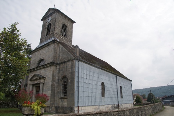 Photo Besain - église Jean Baptiste