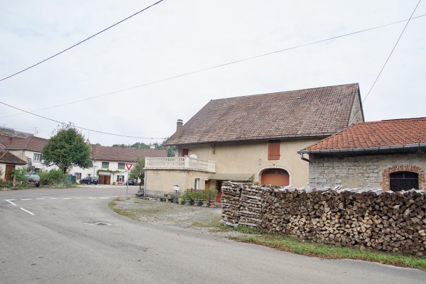 Photo Besain - Le Village