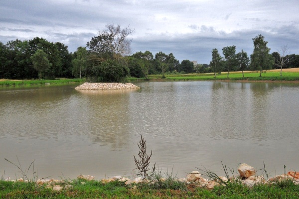 Photo Chapelle-Voland - Chapelle-Voland;Etang communal