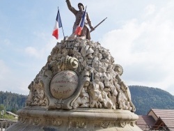 Photo paysage et monuments, Chaux-des-Crotenay - le monument aux morts