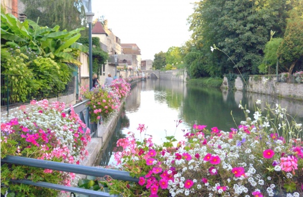 Photo Dole - Dole Jura-Canal des Tanneurs.Août 2014.