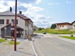 Photo paysage et monuments, Lajoux - la commune