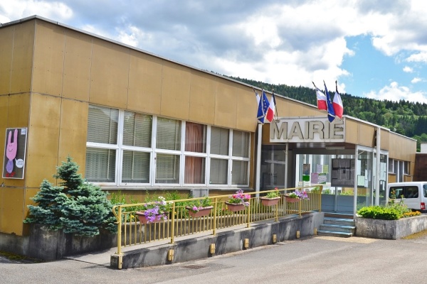 Photo Lavancia-Epercy - la mairie