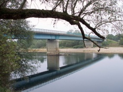 Photo paysage et monuments, Longwy-sur-le-Doubs - pont de Longwy sur le Doubs.